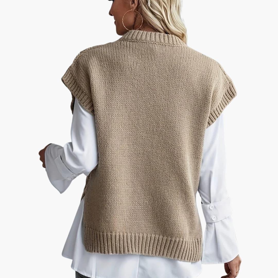 Alice - Women's oversized sleeveless cable knitted jumper with crew neck