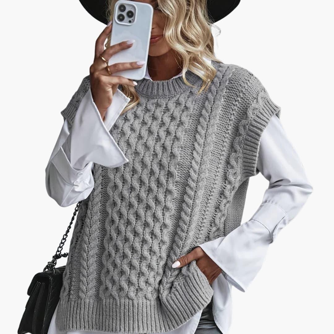 Alice - Women's oversized sleeveless cable knitted jumper with crew neck