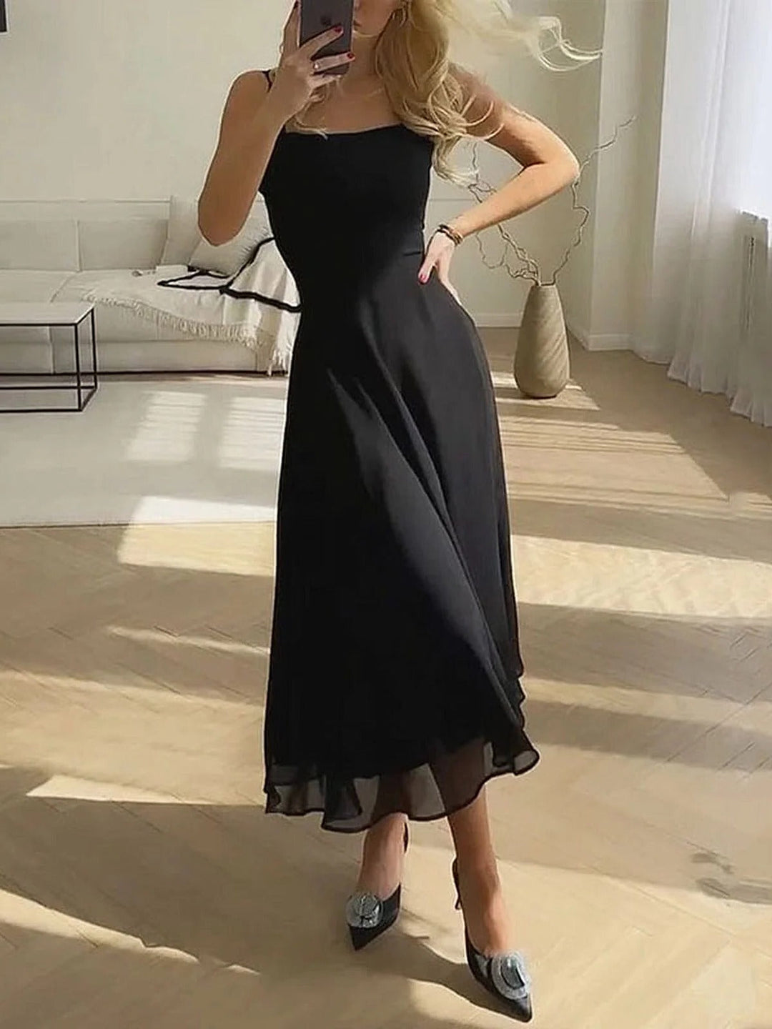 Amelia - Elegant Women's Wedding Guest Dress with Square Neck and Flowy Midi Skirt