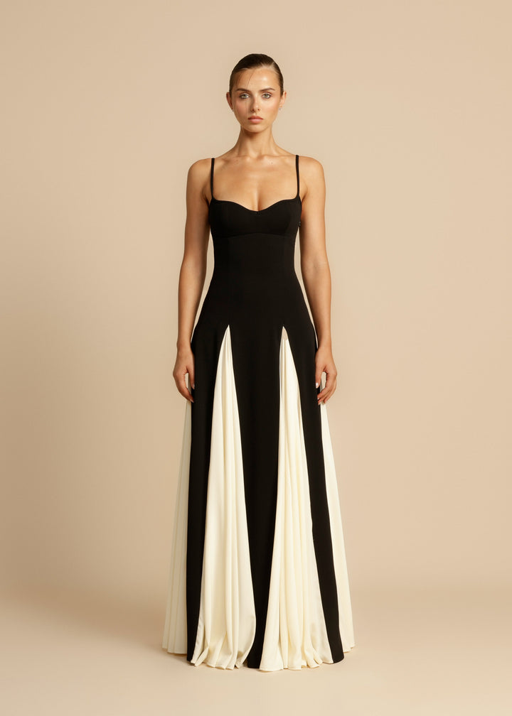Arabella - Elegant Women's Wedding Guest Maxi Dress with Sweetheart Neck and Colour Block Skirt