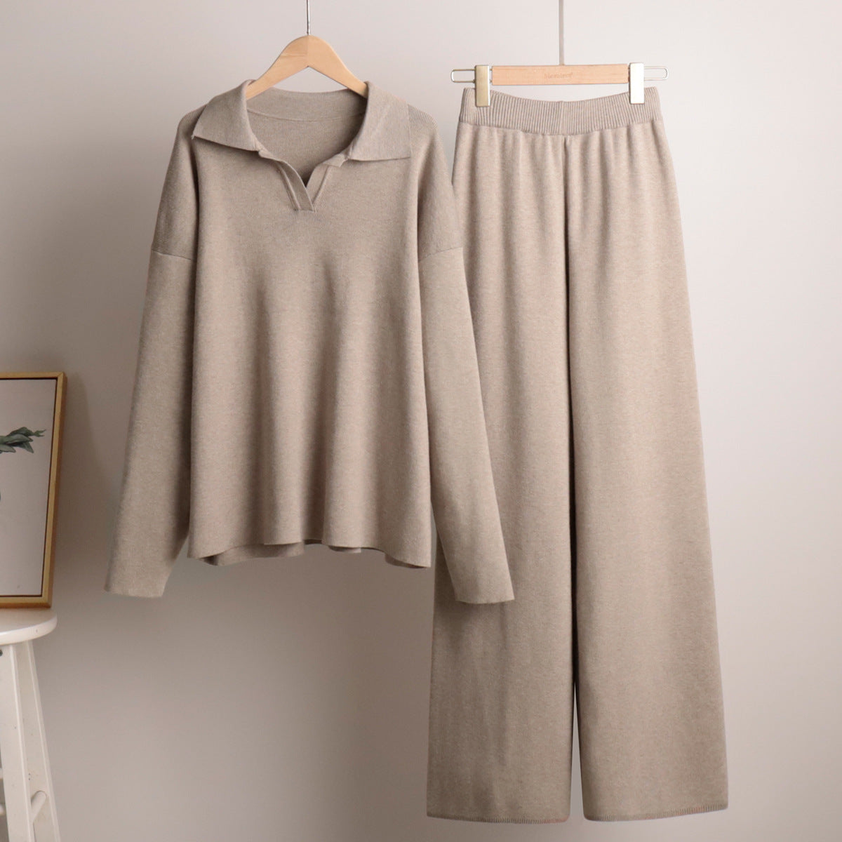 Aria - Women's Comfy Loungewear Set with Polo Collar and Wide Leg Trousers