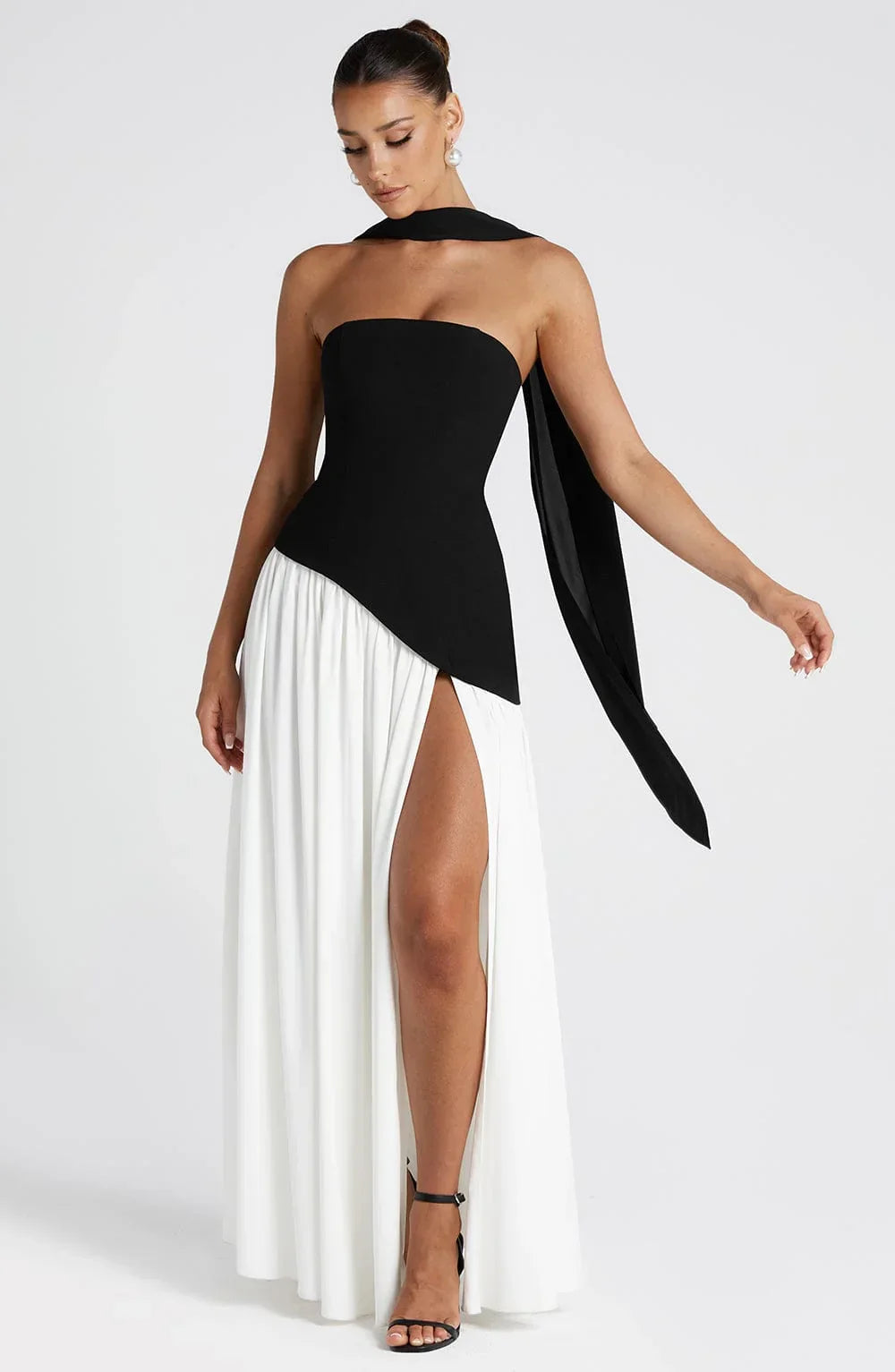 Bianca - Chic Women's Wedding Guest Maxi Dress with Strapless Bodice and Draped Neck Detail