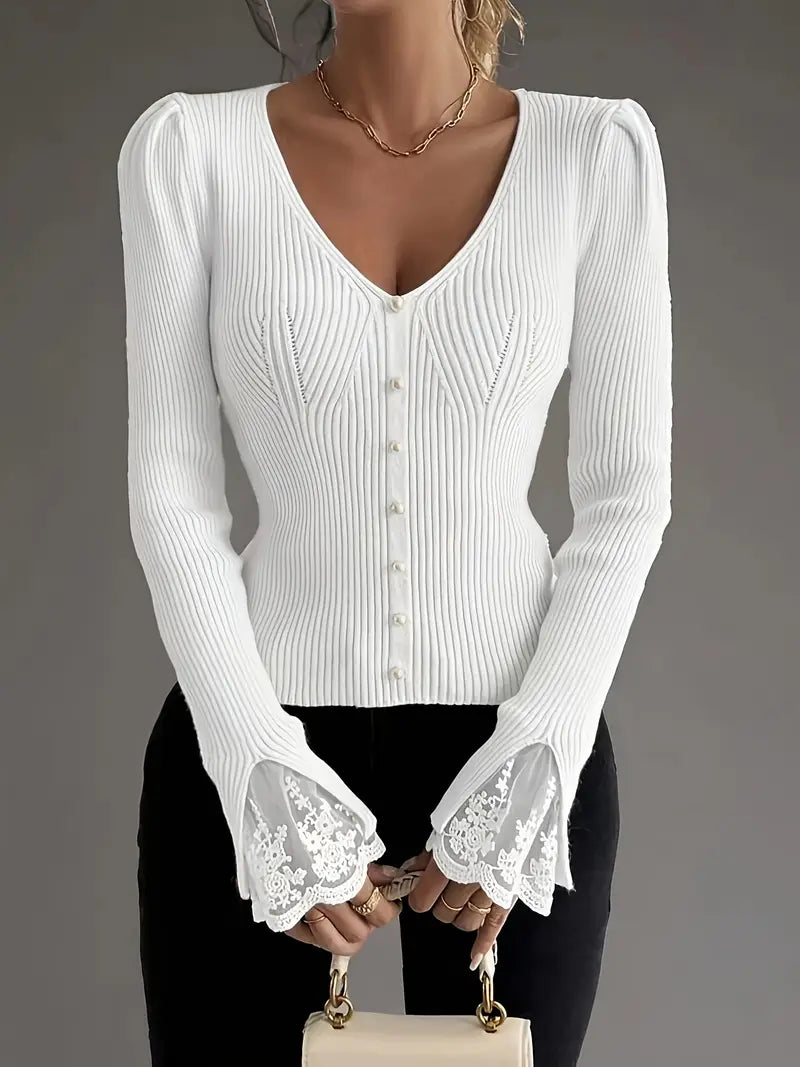 Britt - Women's ribbed jumper v neck and flared lace cuff