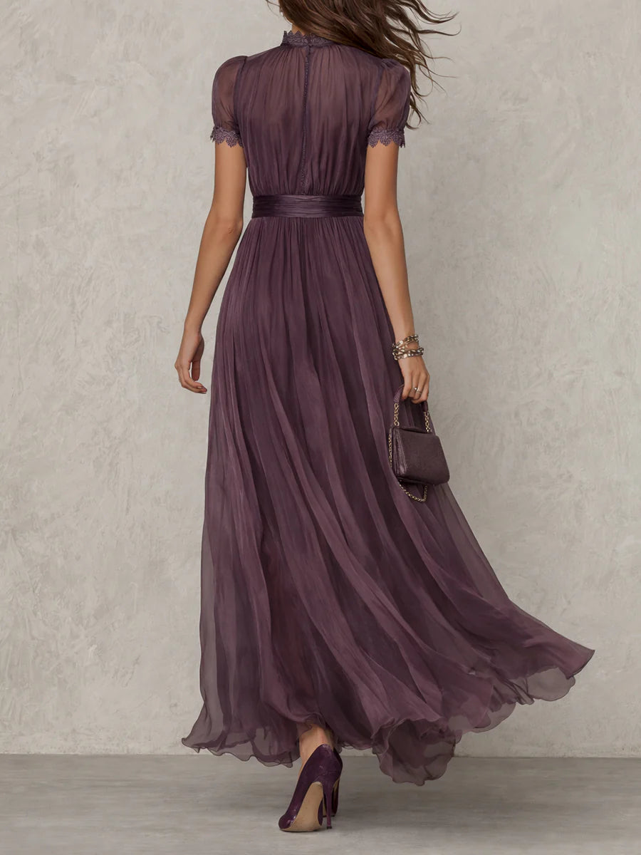 Charlotte - Elegant Women's Maxi Dress with Puff Sleeves and Cut-Out Neckline