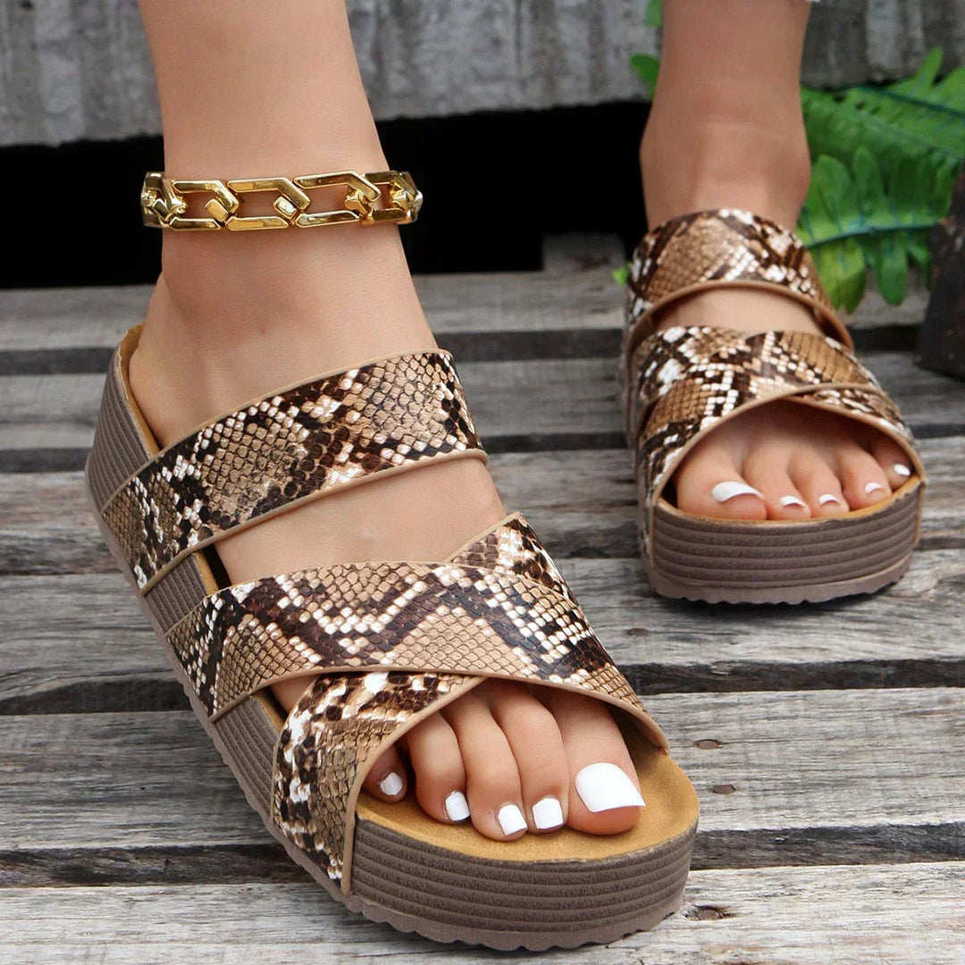 Daisy - Casual Women's Orthopedic Sandals with Cross Strap and Platform Sole