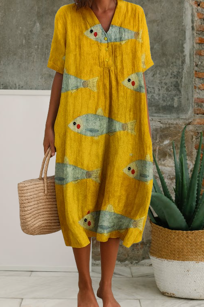 Daisy - Oversized Plus Size Midi Dress for Women with V-Neck and Short Sleeves