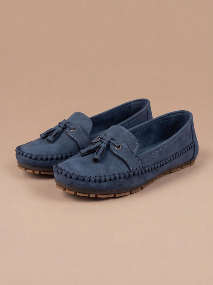 Ella - Casual Women's Comfort Loafers with Tassel Detail and Slip-On Design