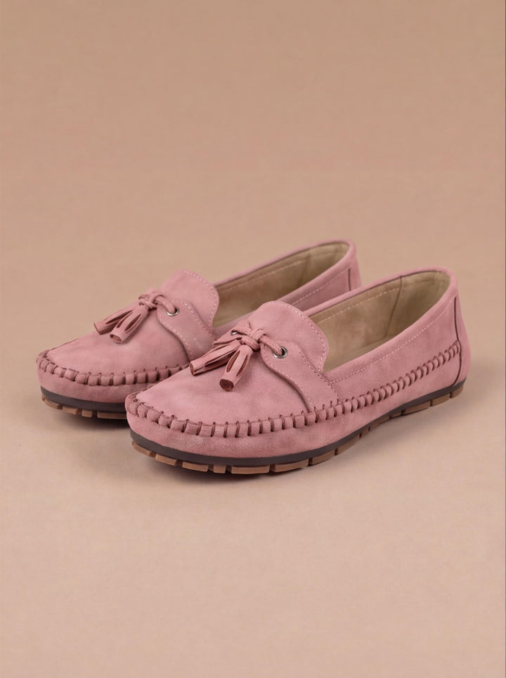 Ella - Casual Women's Comfort Loafers with Tassel Detail and Slip-On Design
