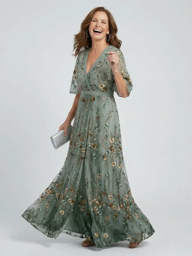 Ella - Elegant Women's Maxi Dress with Floral Print and Flutter Sleeves