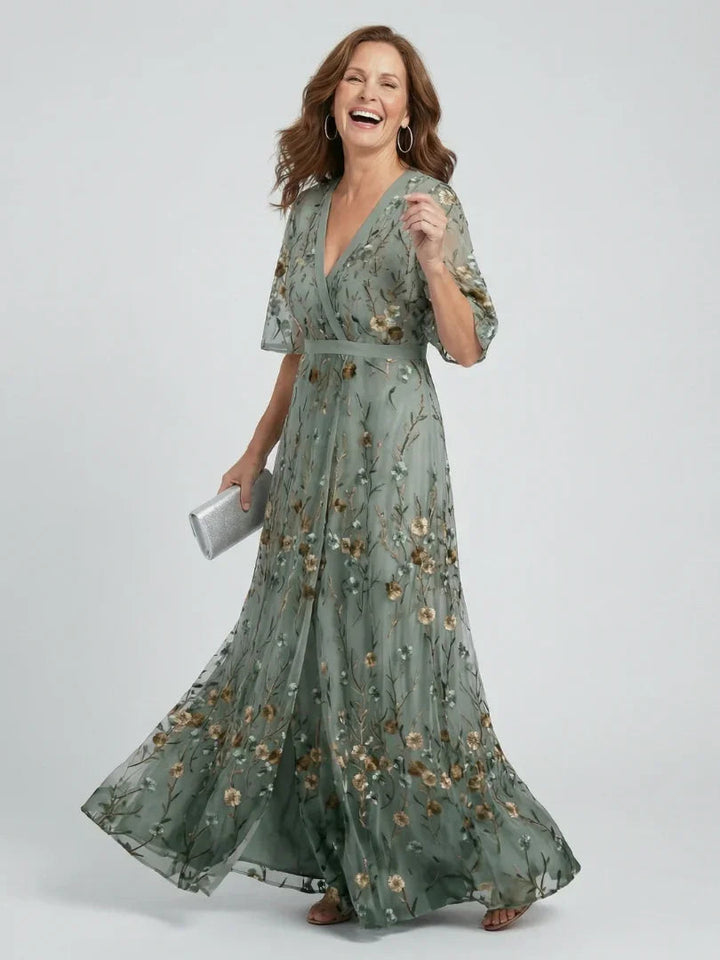 Ella - Elegant Women's Maxi Dress with Floral Print and Flutter Sleeves