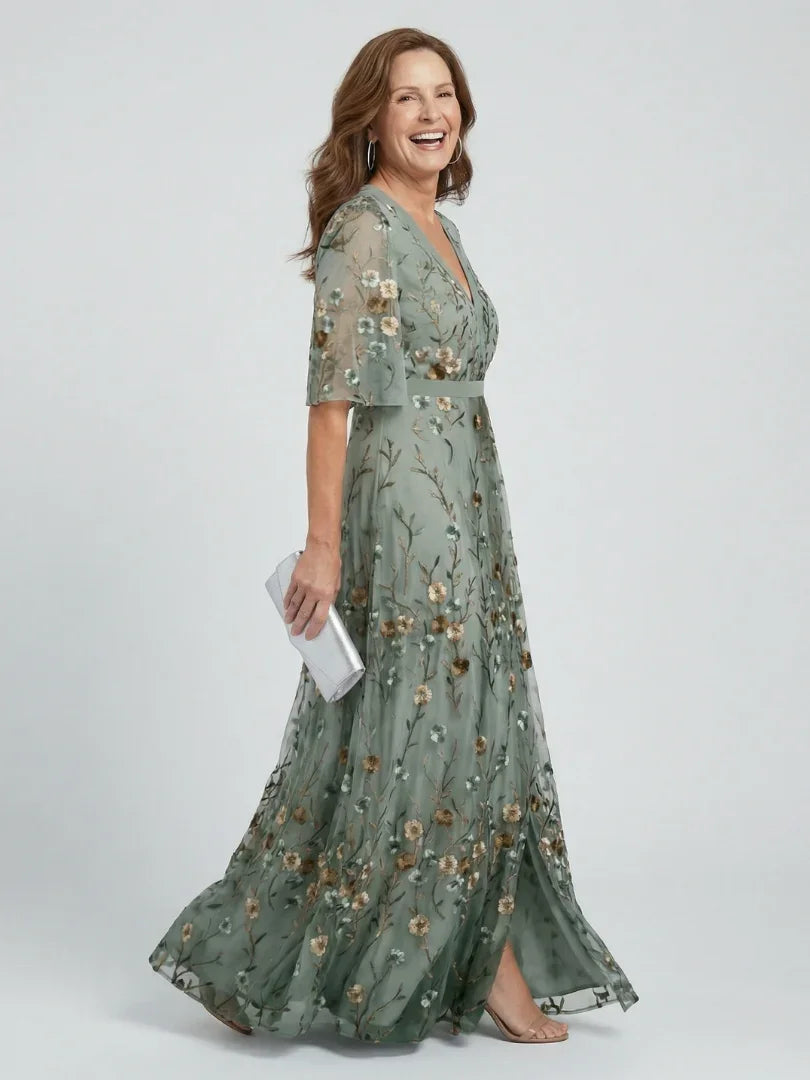 Ella - Elegant Women's Maxi Dress with Floral Print and Flutter Sleeves