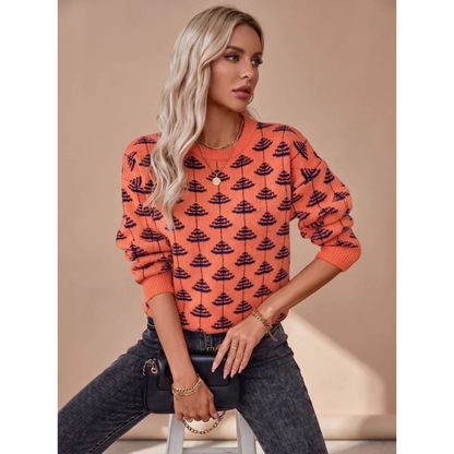 Ella - Women’s relaxed christmas jumper with tree pattern and round neck