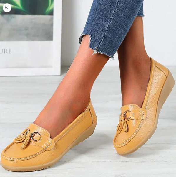 Emily - Casual Women's Comfort Loafers with Tassel Detail and Cushioned Sole