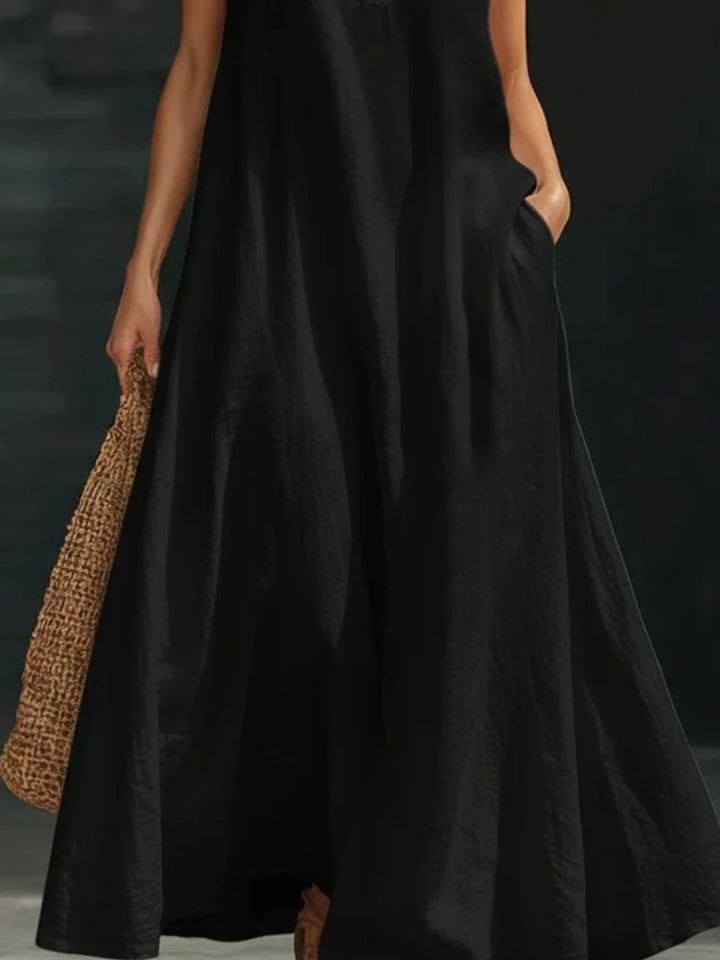Evie - Flowy Women's Linen Maxi Dress with Halter Neckline and Deep V Front