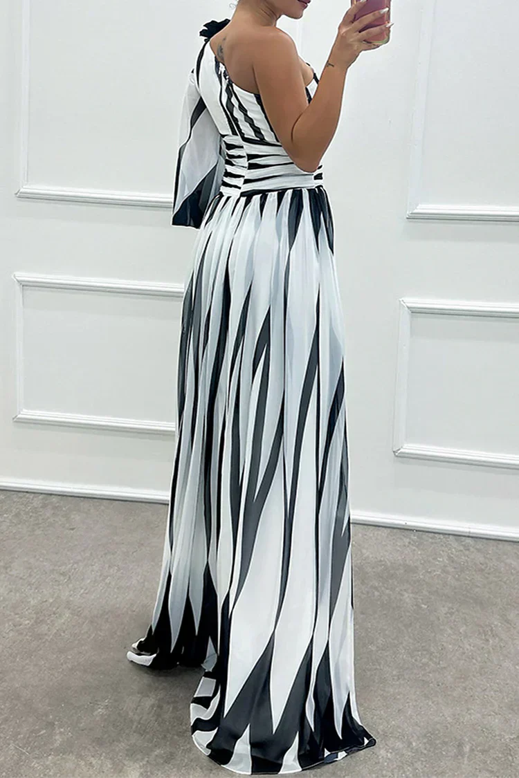 Evie - Glam Women's Wedding Guest Maxi Dress with One Shoulder and Flowy Side Split