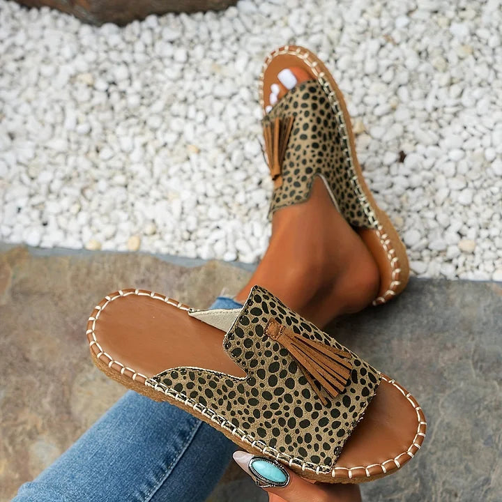 Freya - Casual Women's Comfort Sandals with Tassel Detail