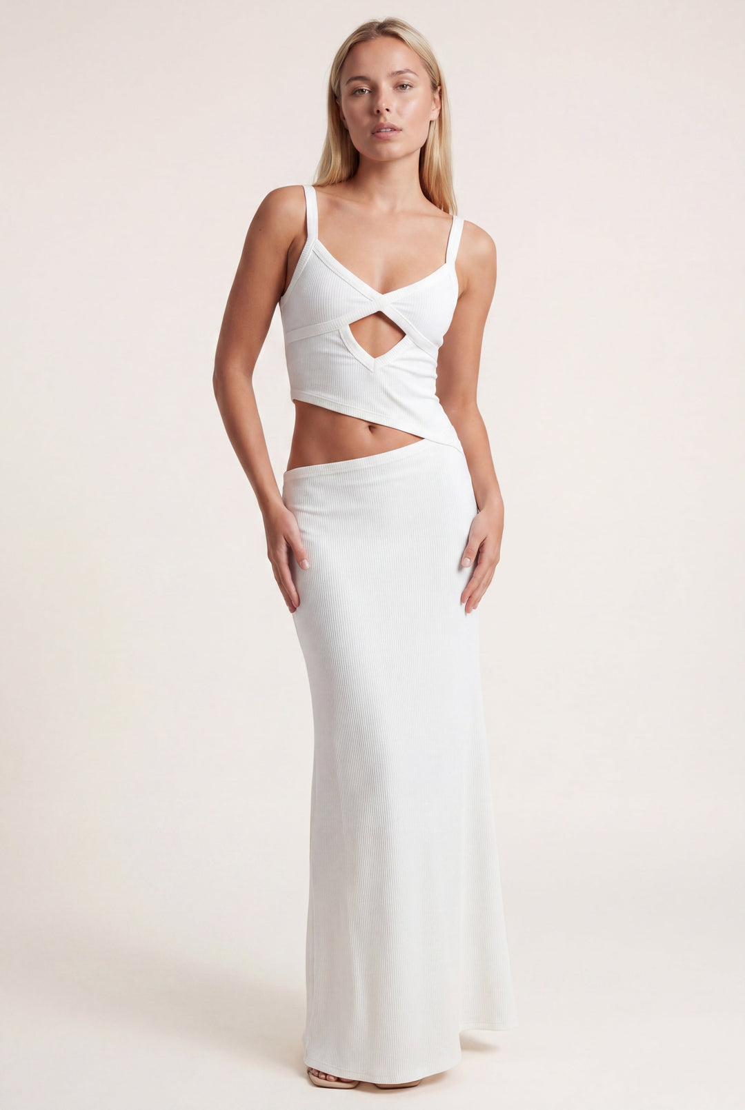 Freya - Chic Women's Prom Dress with Cutout Waist and Crossover Neckline