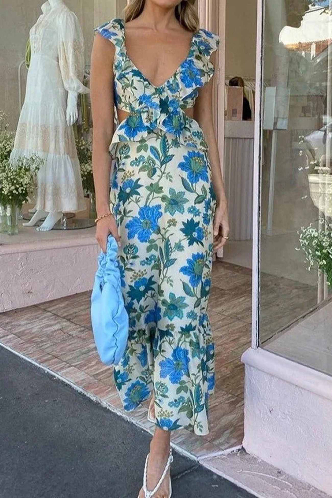 Freya - Flowy Women's Wedding Guest Maxi Dress with Ruffle Neckline and Floral Print