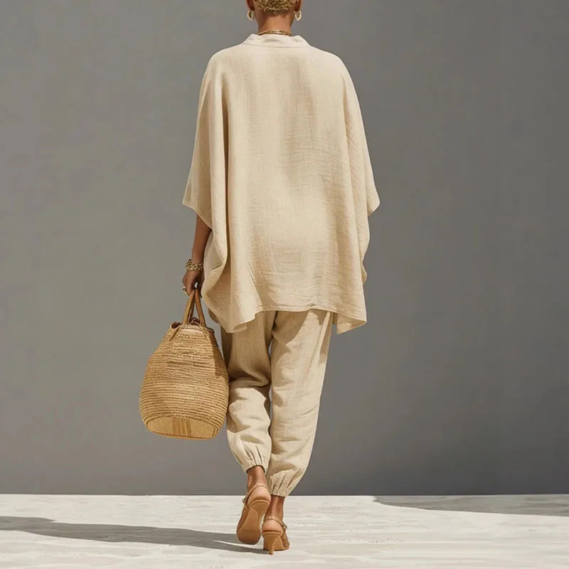 Grace - Casual Women's Linen Co-ord Set with V-Neck and Batwing Sleeves