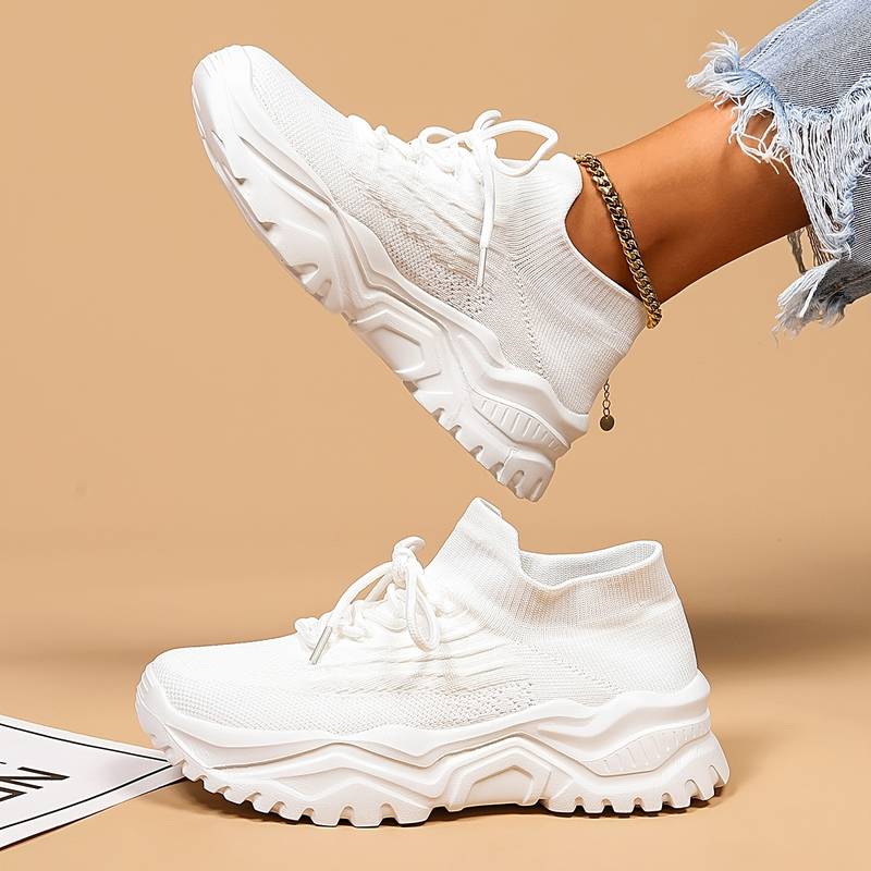 Grace - Supportive Women's Orthopedic Sneakers with Chunky Sole and Lace-Up Fit