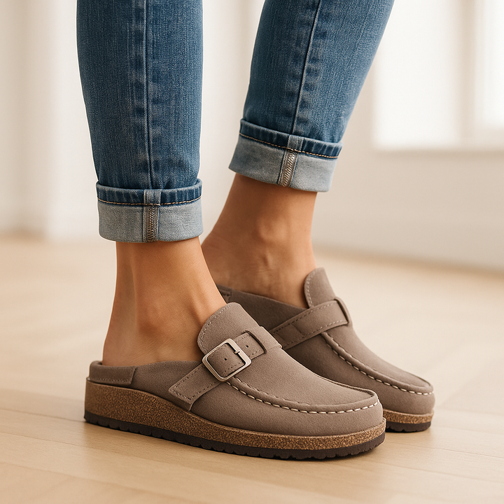 Hannah - Casual Women's Orthopedic Clogs with Buckle Strap and Cork Platform Sole