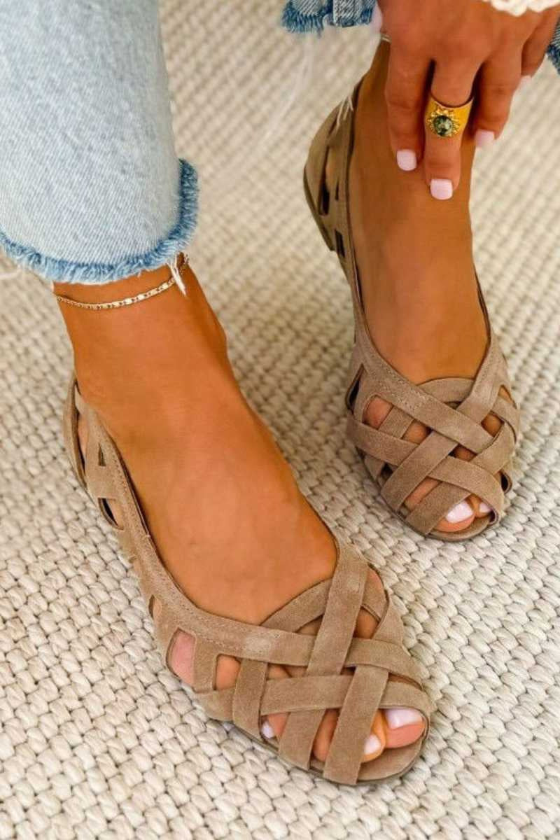 Hannah - Casual Women's Orthopedic Flat Sandals with Woven Cross Strap and Open Toe