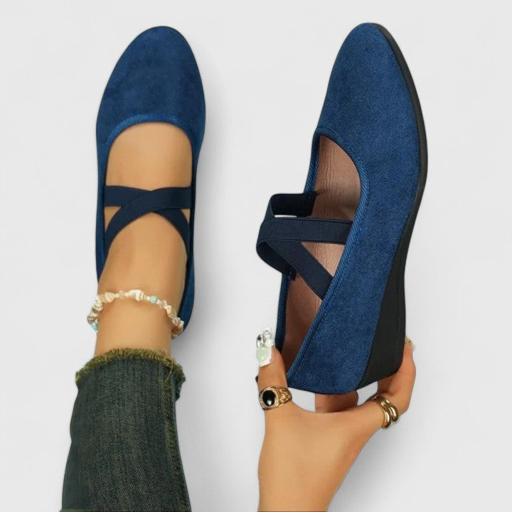 Hannah - Comfortable Women's Orthopedic Loafers with Crossover Ankle Strap