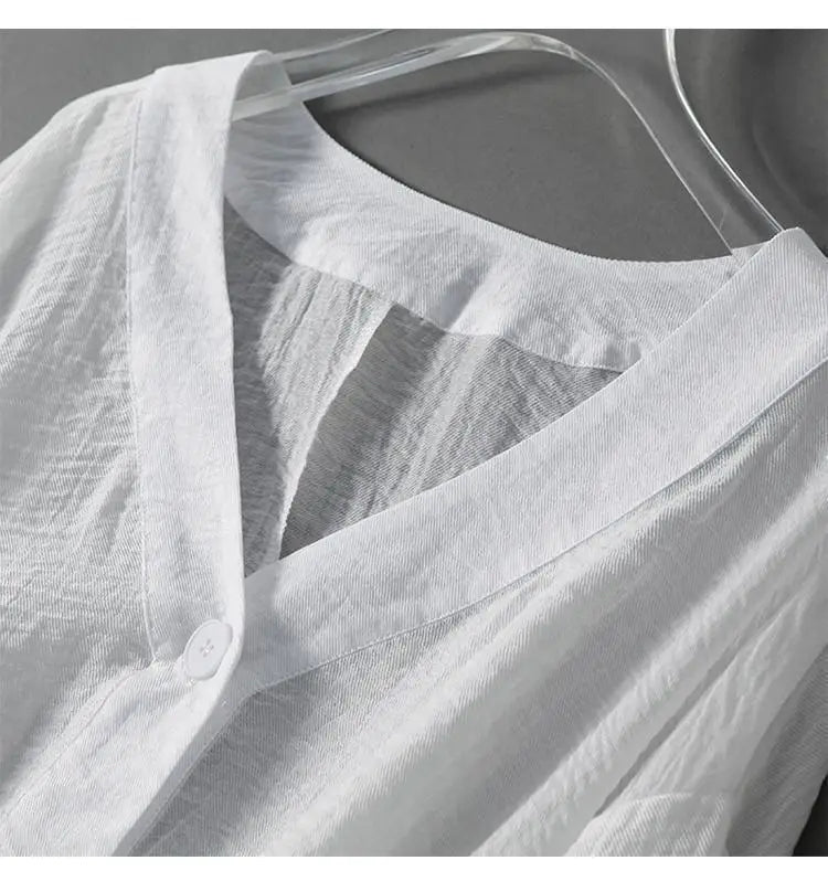 Hannah - Oversized Women's Linen Blouse with V-Neck and Billowed Sleeves