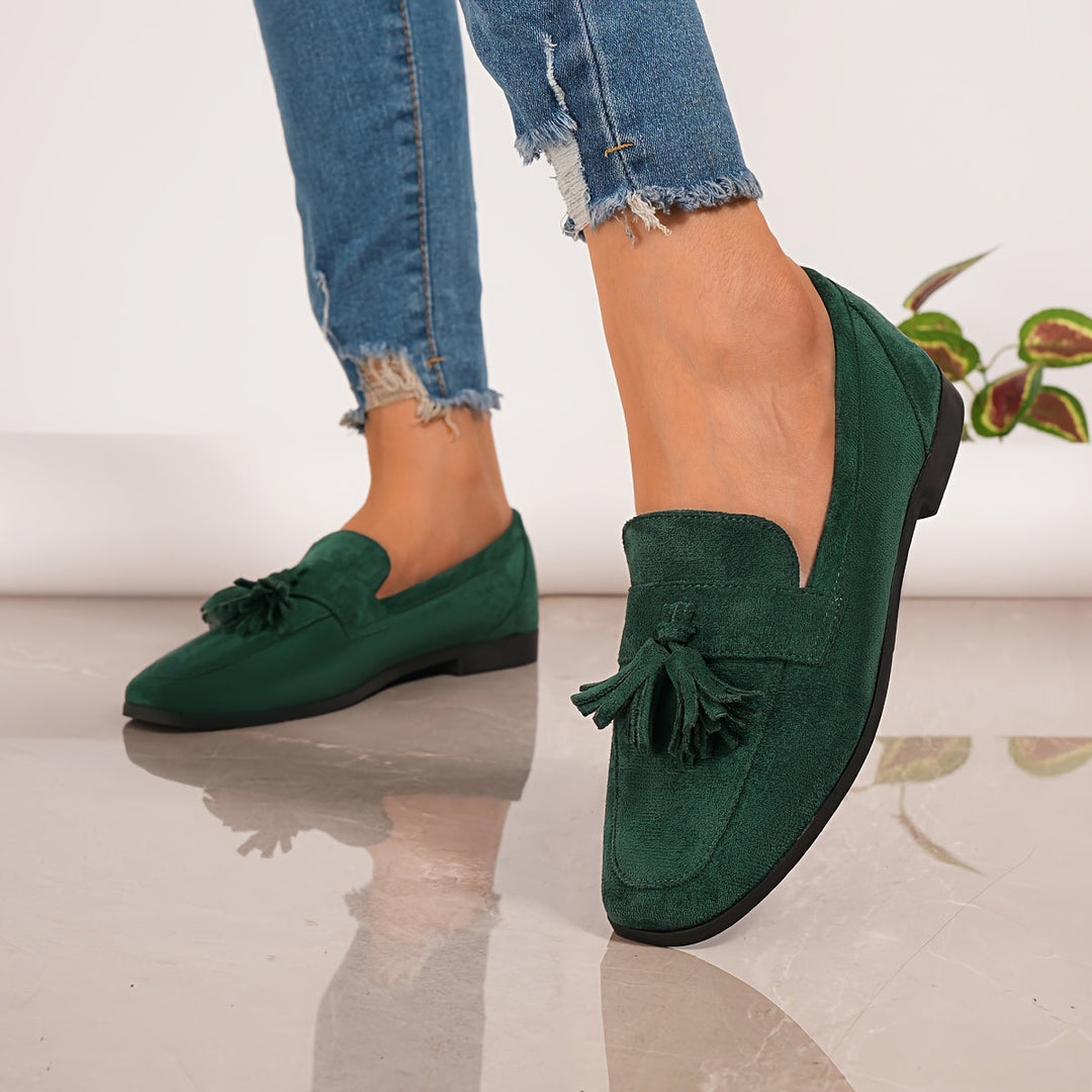 Isla - Casual Women's Comfort Loafers with Tassel Detail