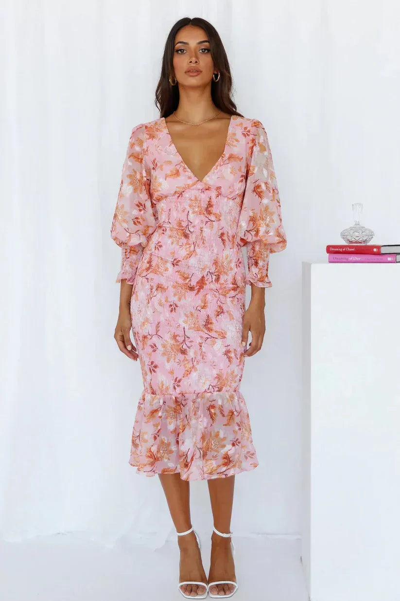 Isla - Elegant Women's Wedding Guest Dress with V Neck and Floral Print