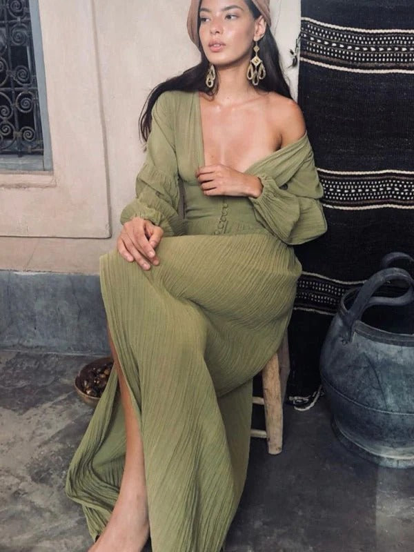 Isla - Flowy Women's Maxi Dress with Deep V-Neck and Button Front Detail