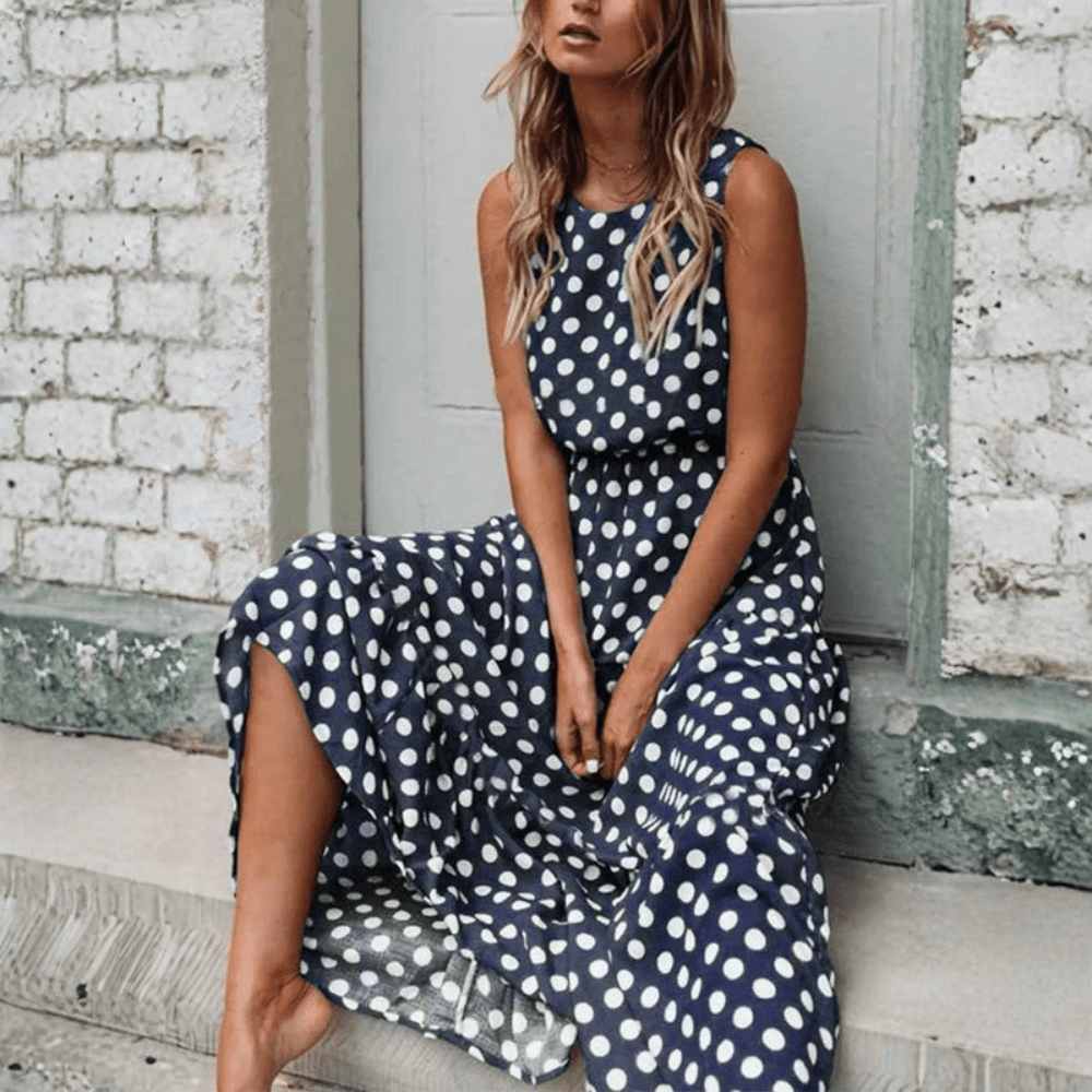 Isla - Vintage Women's Polka Dot Maxi Dress with Side Split and Sleeveless Design