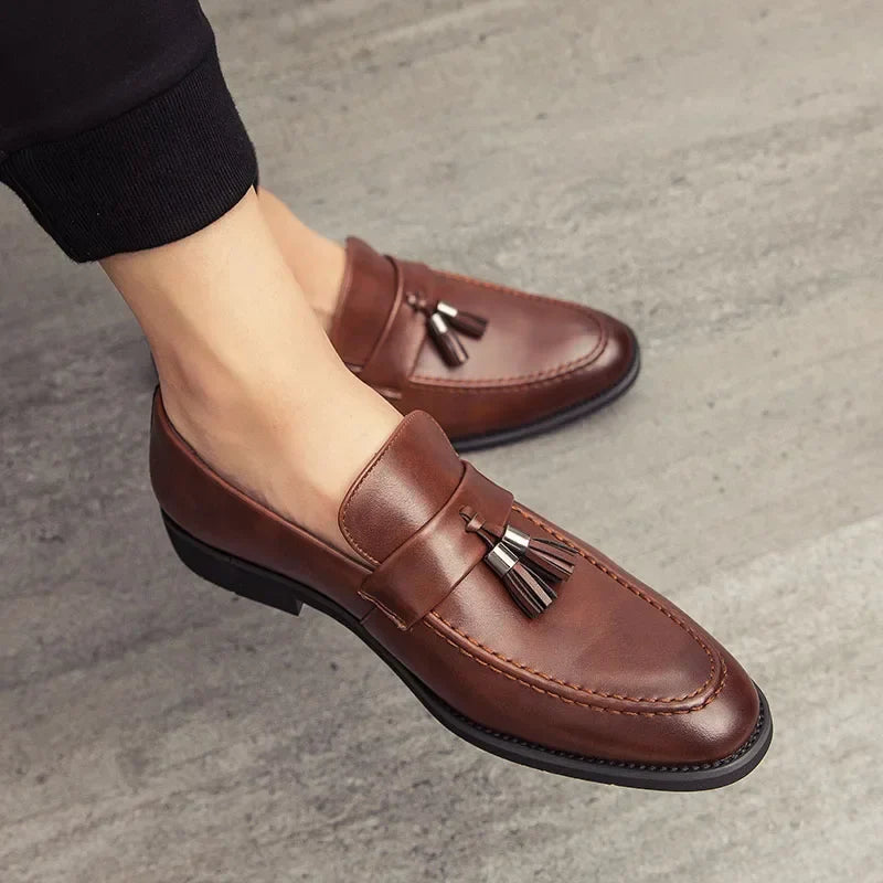Oliver - Smart Men's Orthopedic Autumn Loafers with Tassel Detail