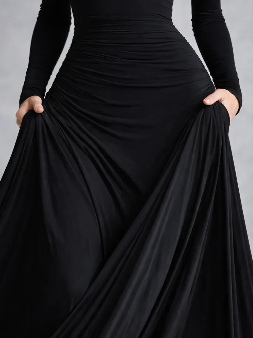Olivia - Elegant Women's Off-Shoulder Maxi Dress with Long Sleeves