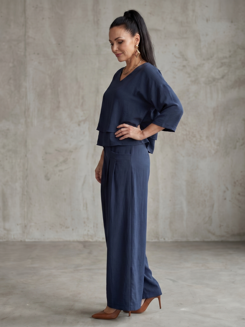 Phoebe - Smart Women's Linen Co-ord Set with V-Neck and Pleated Wide Leg Trousers
