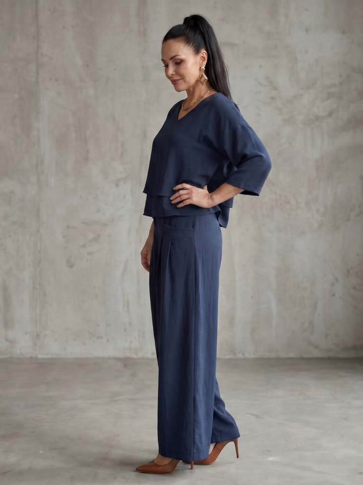 Phoebe - Smart Women's Linen Co-ord Set with V-Neck and Pleated Wide Leg Trousers