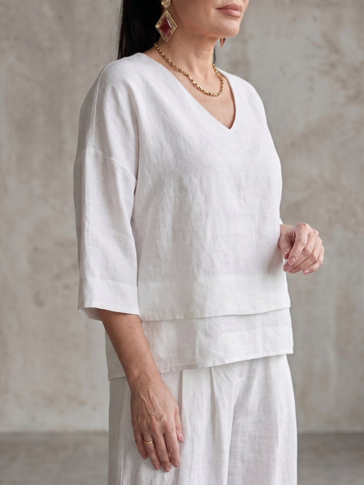 Phoebe - Smart Women's Linen Co-ord Set with V-Neck and Pleated Wide Leg Trousers
