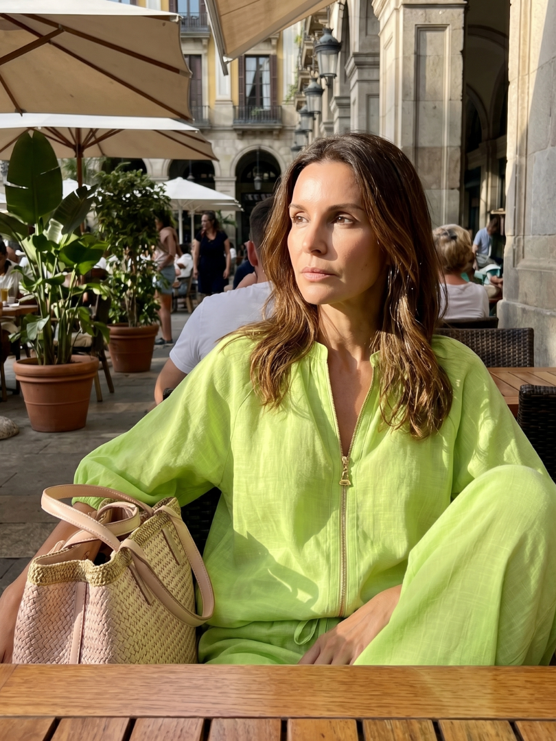 Sophie - Casual Women's Linen Outfit Set with Wide Leg Trousers and Puff Sleeves