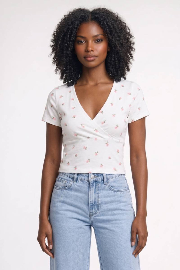 Crop Top Women - Wrap V-Neck Floral Print | Sweet Feminine — Floral White