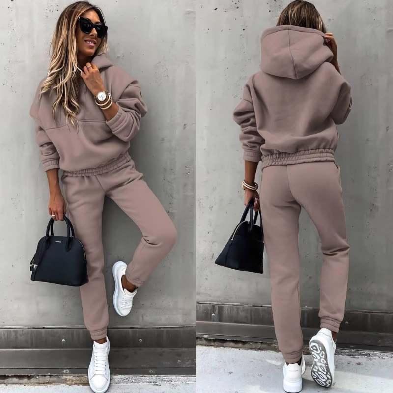 Women's Tracksuit - Oversized Hoodie with Tapered Joggers | Casual