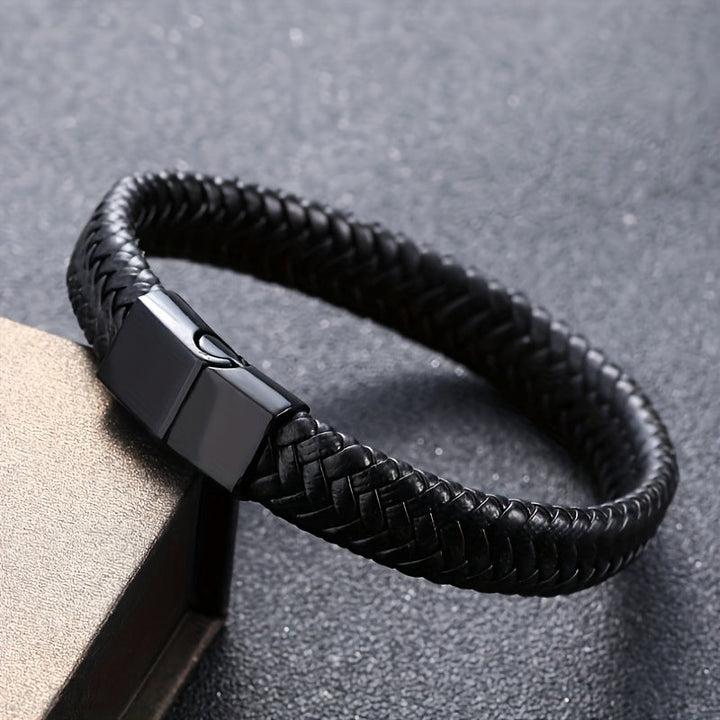 Jewellery Men - Braided Bracelet with Magnetic Clasp | Minimal Style