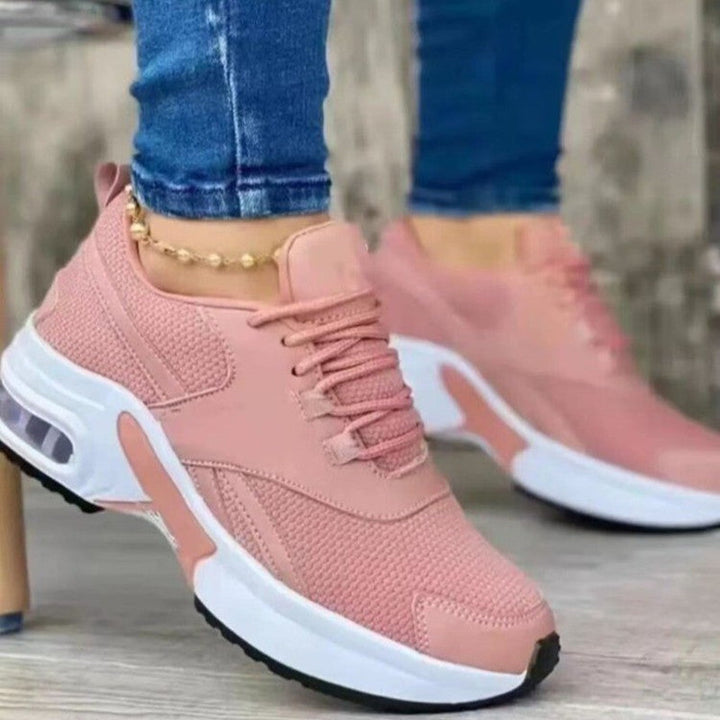 Women's Trainers - Chunky Air Sole Lace Up Running Sneaker | Casual