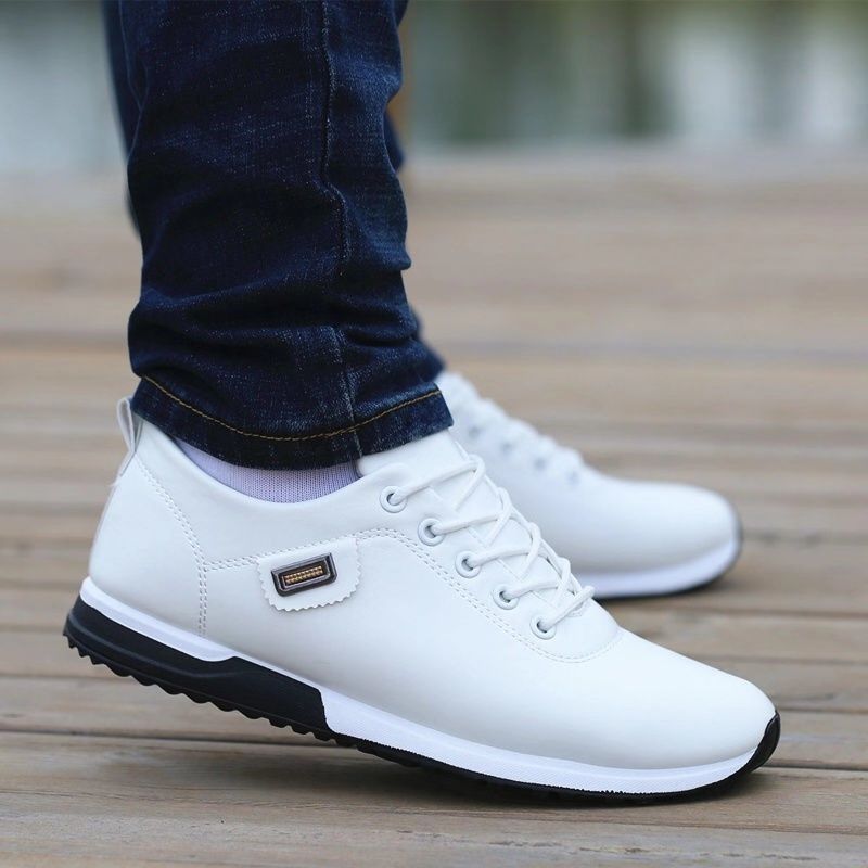 Men's Trainers - Smart Casual Lace-Up Low Top with Badge Detail