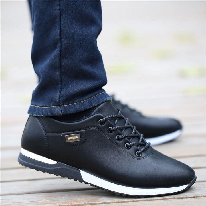 Men's Trainers - Smart Casual Lace-Up Low Top with Badge Detail