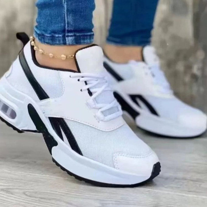 Women's Trainers - Chunky Air Sole Lace Up Running Sneaker | Casual