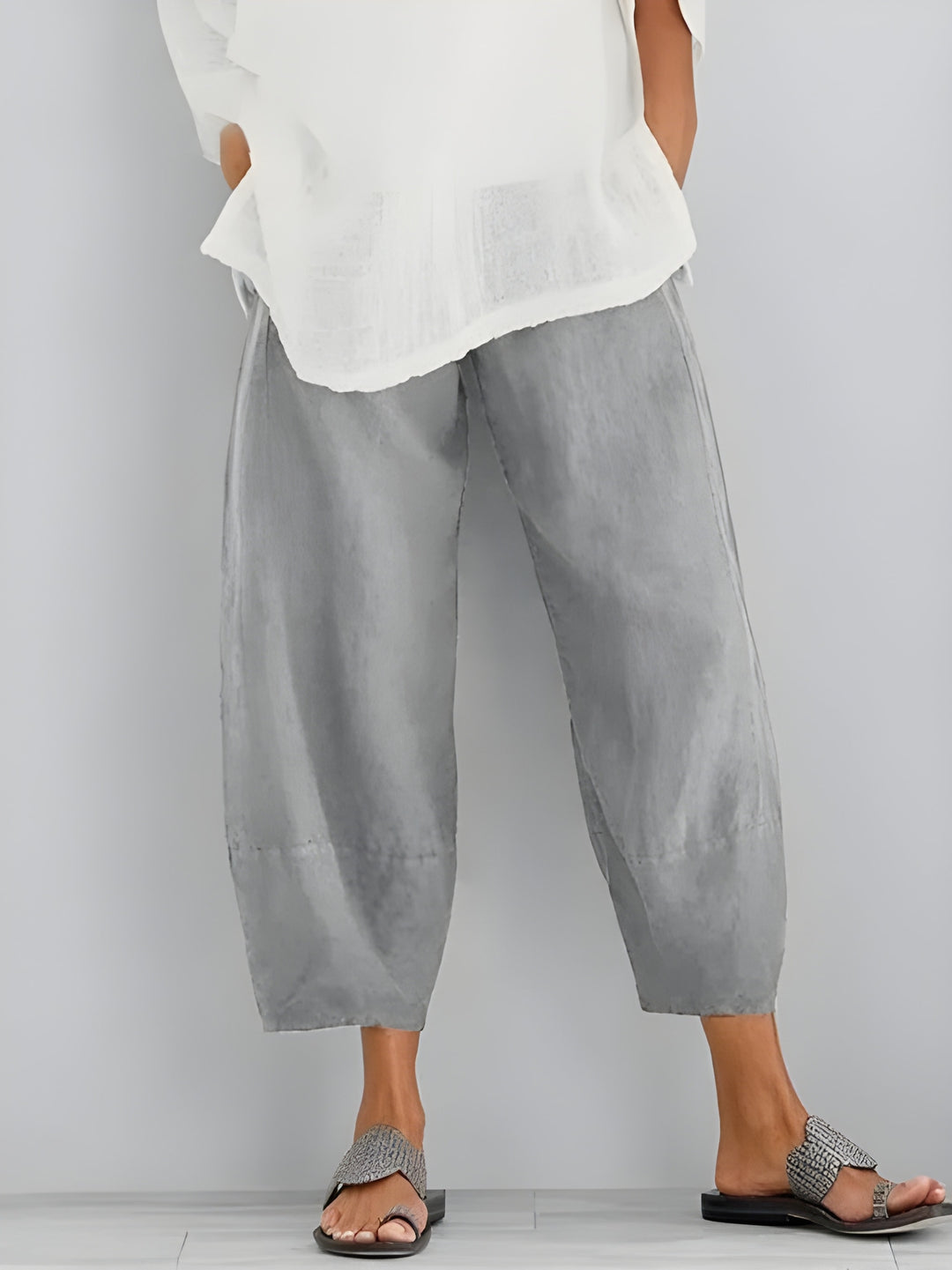 Women's Trousers - Cropped Tapered Leg Elasticated Waist | Summer