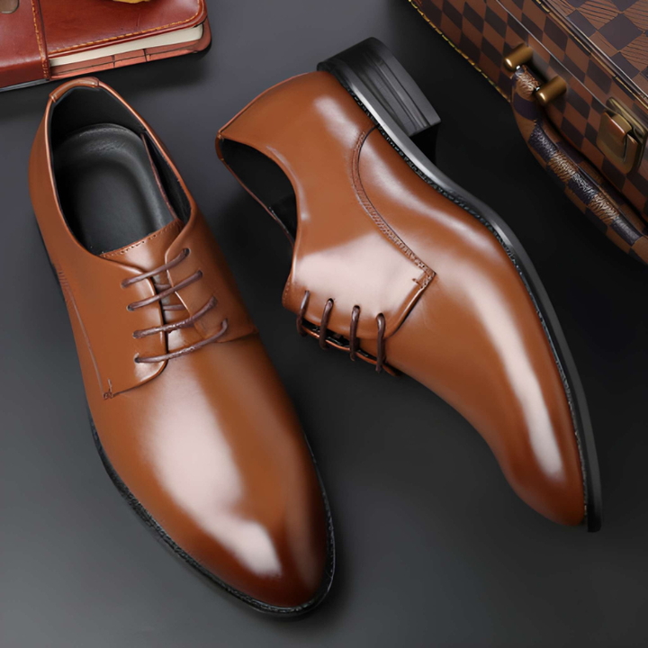 Mens Shoes - Lace Up Derby with Pointed Toe and Block Heel | Smart