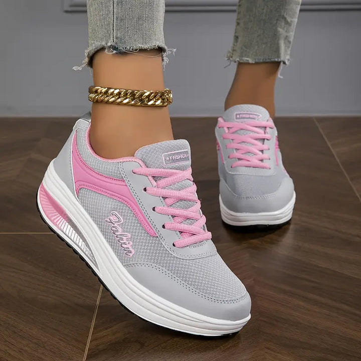 Women's Trainers - Platform Lace Up Court Style Sneaker | Casual